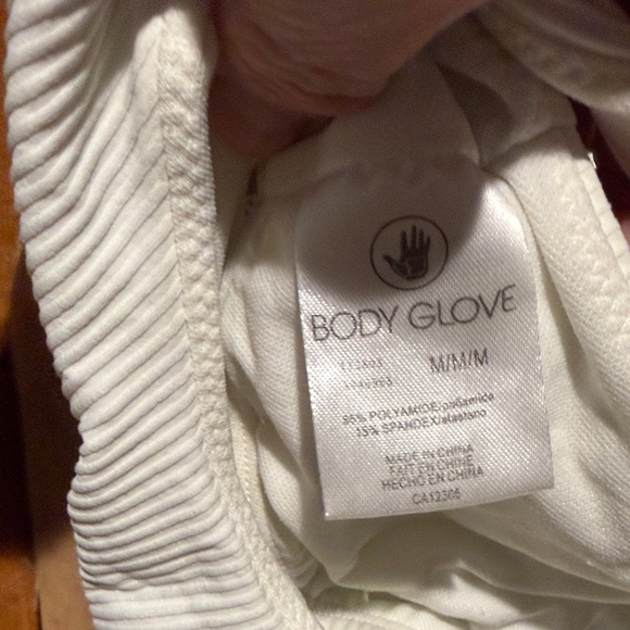 Thong bikini White Button-Front Bikini Top and Black Bottom - Picture 3 of 5